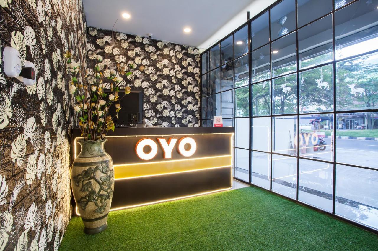 Oyo 2361 Hotel Winston Glugur Exterior foto